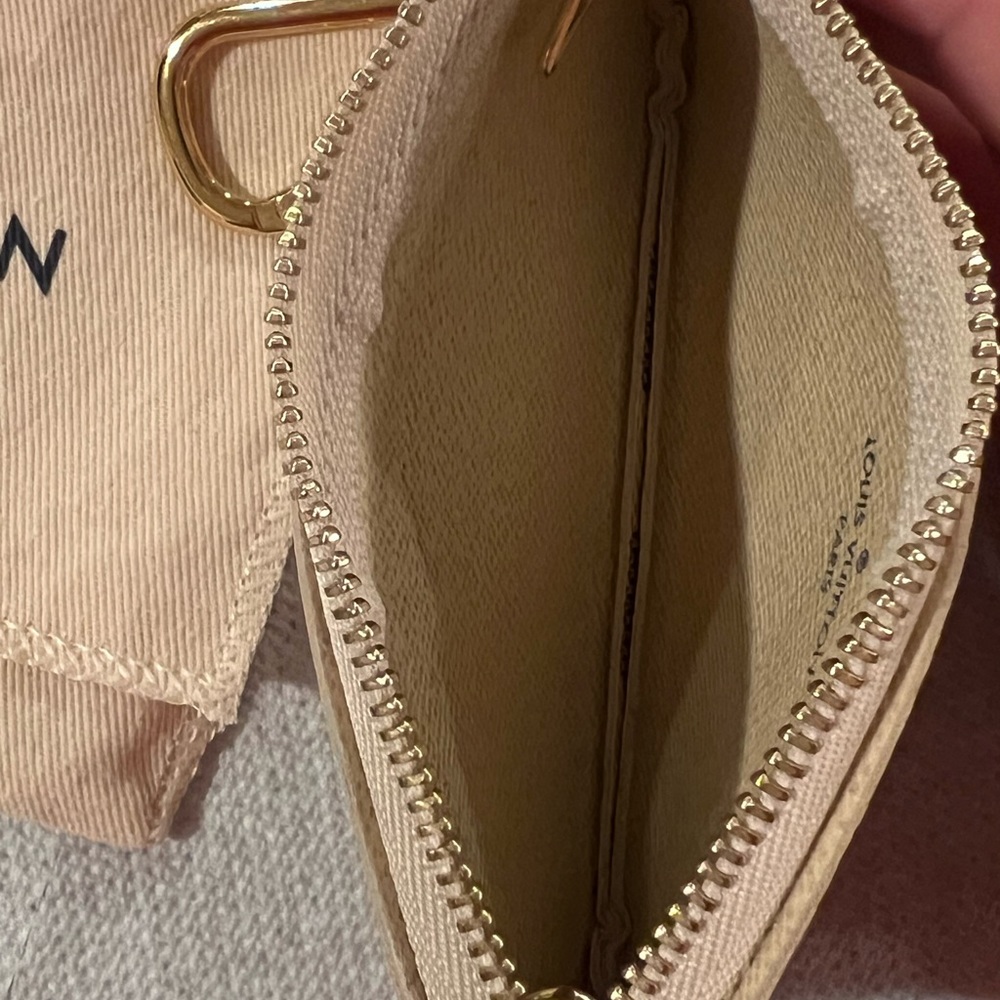 Rare Authentic Louis Vuitton Key Pouch In Damier Azur GUC - Picture 8 of 15